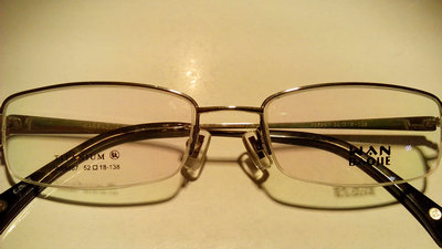 萬(wàn)寶捷 眼鏡
