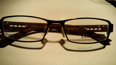 利維斯 眼鏡